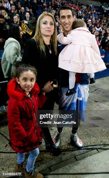 Angel Di Maria of PSG with his wife Jorgelina Cardoso and their daughters Mia Di Maria and Pia Di Maria celebrate winning the 'French Championship...