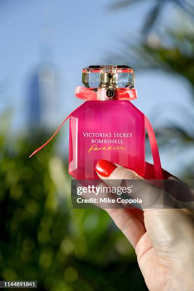 A view of Victoria's Secret Bombshell Paradise fragrance on