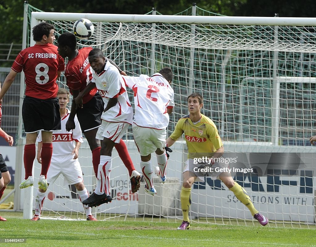 B-Junior - SC Freiburg v VfB Stuttgart