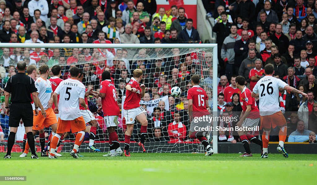 Manchester United v Blackpool - Premier League