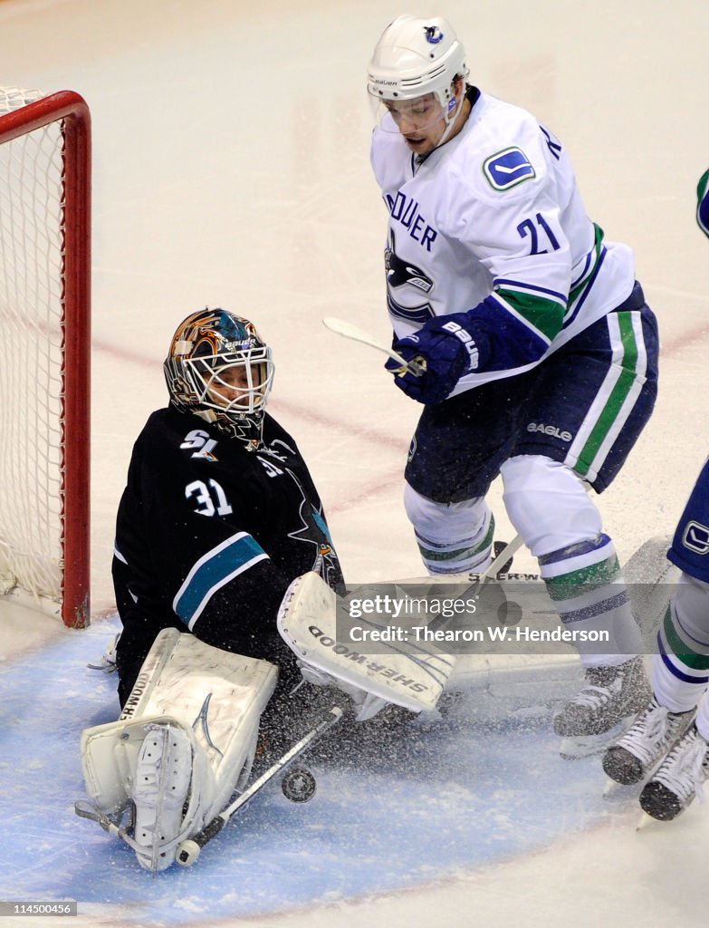 Vancouver Canucks v San Jose Sharks - Game Four