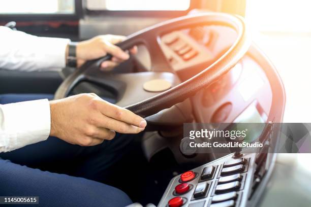 busfahrer - steering wheel stock-fotos und bilder