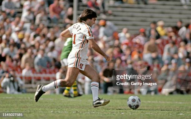 George Best of the LA Aztecs in action during the NASL League match between the New York Cosmos and LA Aztecs held in 1978 in New York, USA.