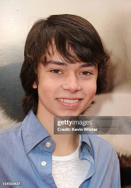Moah Ringer Noah Ringer Photos and Premium High Res Pictures - Getty Images