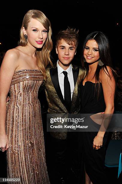 Musician Taylor Swift, singer Justin Beiber and singer Selena Gomez pose during the 2011 Billboard Music Awards at the MGM Grand Garden Arena May 22,...