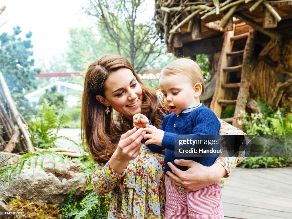 Duchess of Cambridge Visits RHS Chelsea Flower Show garden