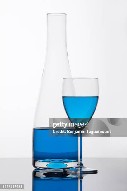 eau, boisson, carafe, récipient, verre, biberon, boire, liquide, - récipient imagens e fotografias de stock