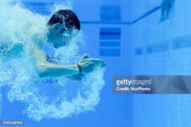 Competitors train before the fifth, semi-final session of the FINA Diving World Series 2019 in London Aquatic Centre at the Queen Elizabeth II...