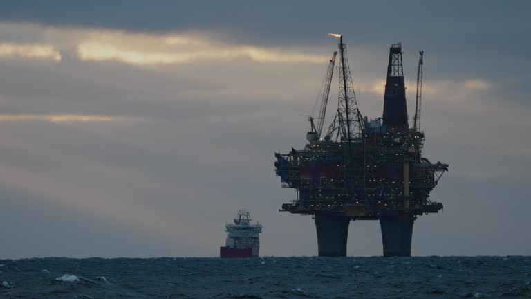 Oil Rig Clips 8,114 Oil Rig Stock Videos, Footage, & 4K Video Clips - Getty Images
