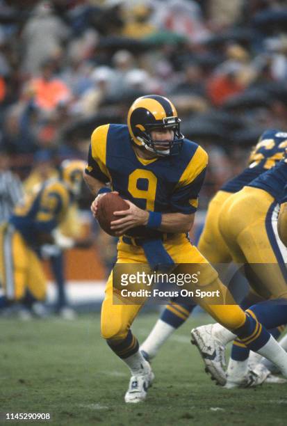 jeff-kemp-of-the-los-angeles-rams-drops-back-to-pass-against-the-washington-redskins-during.jpg