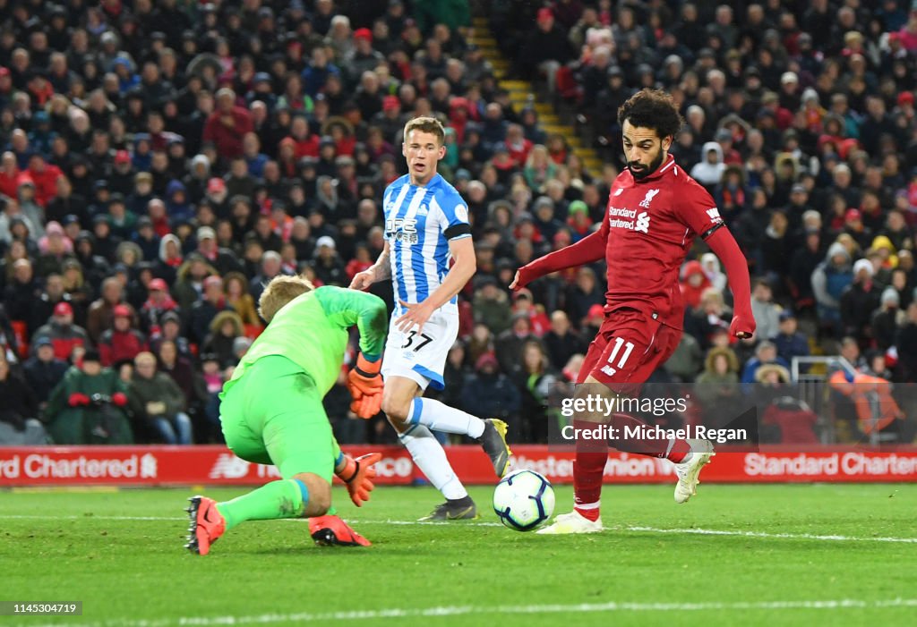 Liverpool FC v Huddersfield Town - Premier League