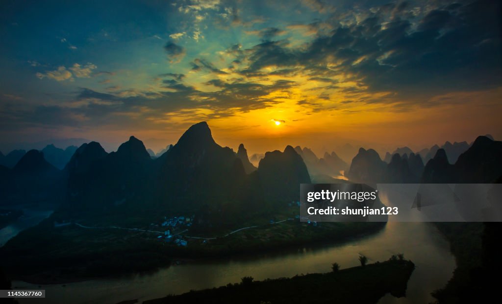Lijiang Rive Lijiang River In Guilin High-Res Stock Photo - Getty Images