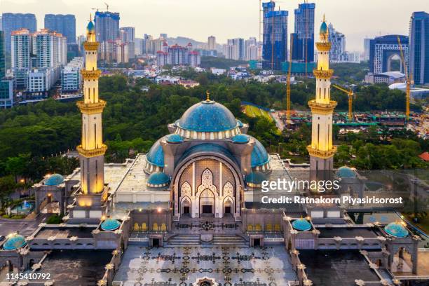 kuala lumpur, malaysia, aerial view of the federal territory mosque masjid wilayah persekutuan - federal territory mosque stock pictures, royalty-free photos & images