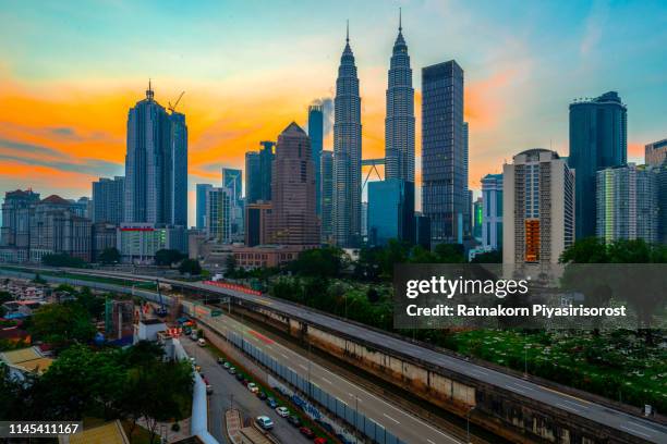 kuala lumpur skyline with petronas twin tower, kuala lumpur, malaysia - kuala lumpur landscape stock pictures, royalty-free photos & images