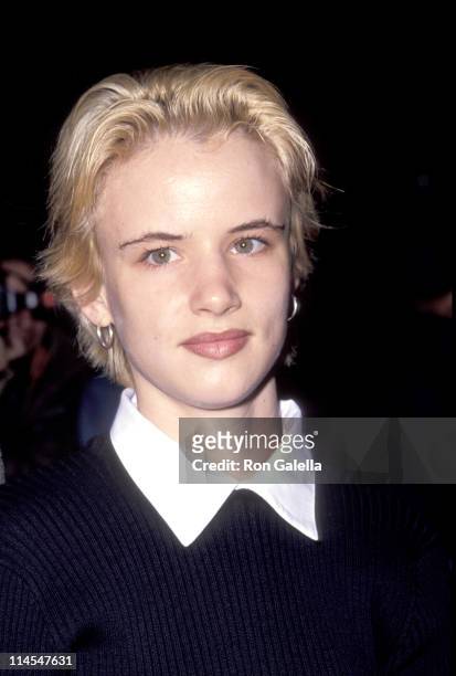 Juliette Lewis during "A River Runs Through It" Premiere - October 8, 1992 at Ziegfeld Theater in New York City, NY, United States.