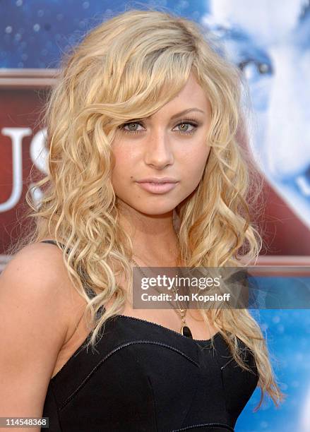 Aly Michalka during "Santa Clause 3: The Escape Clause" Los Angeles Premiere - Arrivals at El Capitan Theatre in Hollywood, California, United States.
