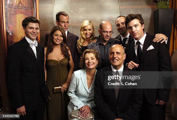 Cast of "Arrested Development" winner for Outstanding Comedy Series
