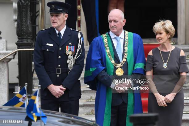 Martin McCabe from Dublin Fire Brigade, Nial Ring, Lord Mayor of Dublin, and his wife Joyce, await for King Carl XVI Gustaf and Queen Silvia of...