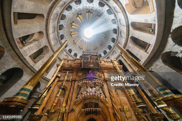 jerusalem church of the holy sepulchre lightbeam israel - jerusalem stock pictures, royalty-free photos & images