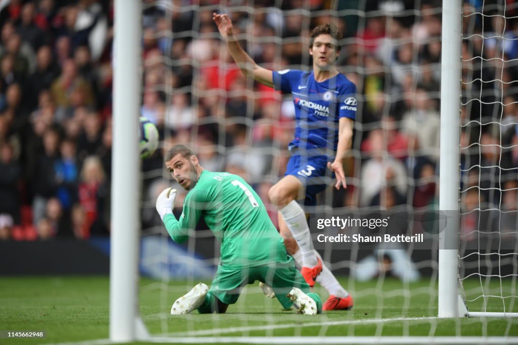 Manchester United v Chelsea FC - Premier League