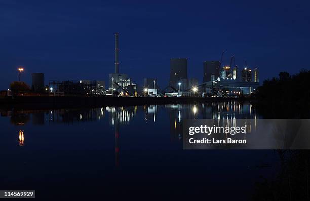 The Kraftwerk Westfallen coal-burning power plant stands illuminated on May 23, 2011 in Hamm, Germany. The plant, operated by German utilities giant...