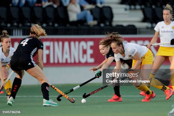 Kitty van Male of Amsterdam Dames 1, Marijn Veen of Amsterdam Dames 1, Pien Sanders of Den Bosch Dames 1 during the Hoofdklasse Women match between...