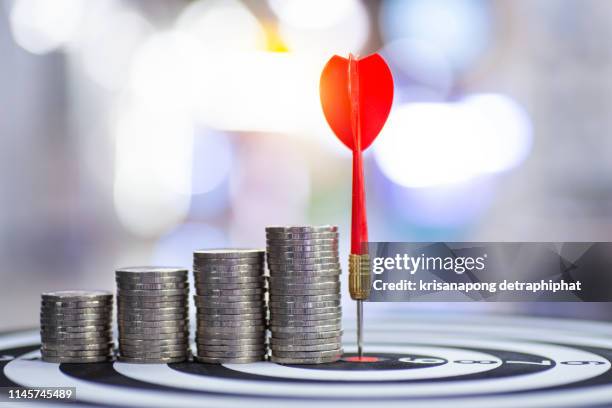 business growth concept,business goals - financial target stock-fotos und bilder