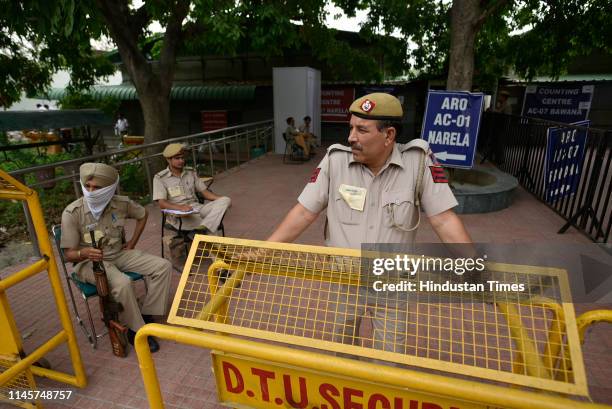 Dtu Rithala Rithala Assembly Constituency Photos and Premium High Res Pictures ...