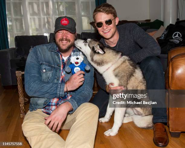Tanner Beard and Lou Wegner with Luna the Husky attend Kids Against Animal Cruelty visits TAP The Artists Project on April 28, 2019 in Los Angeles,...