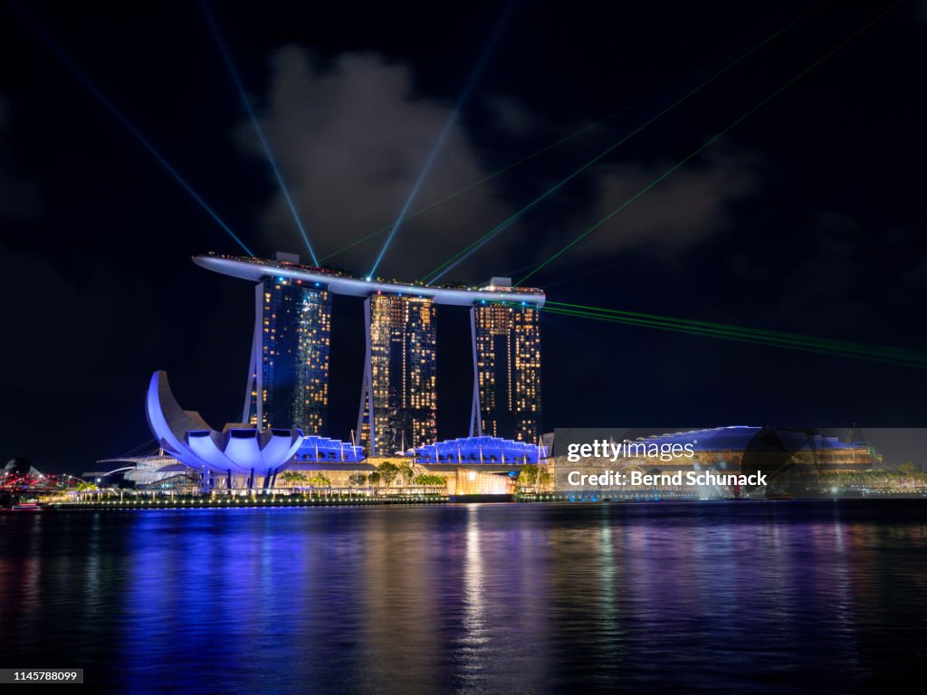 Marina Bay Sands Light & Water Show