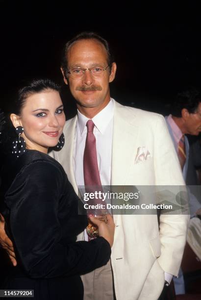 Actress Delta Burke and Actor Gerald McRaney pose for a portrait in August 1987 in Los Angeles, California.