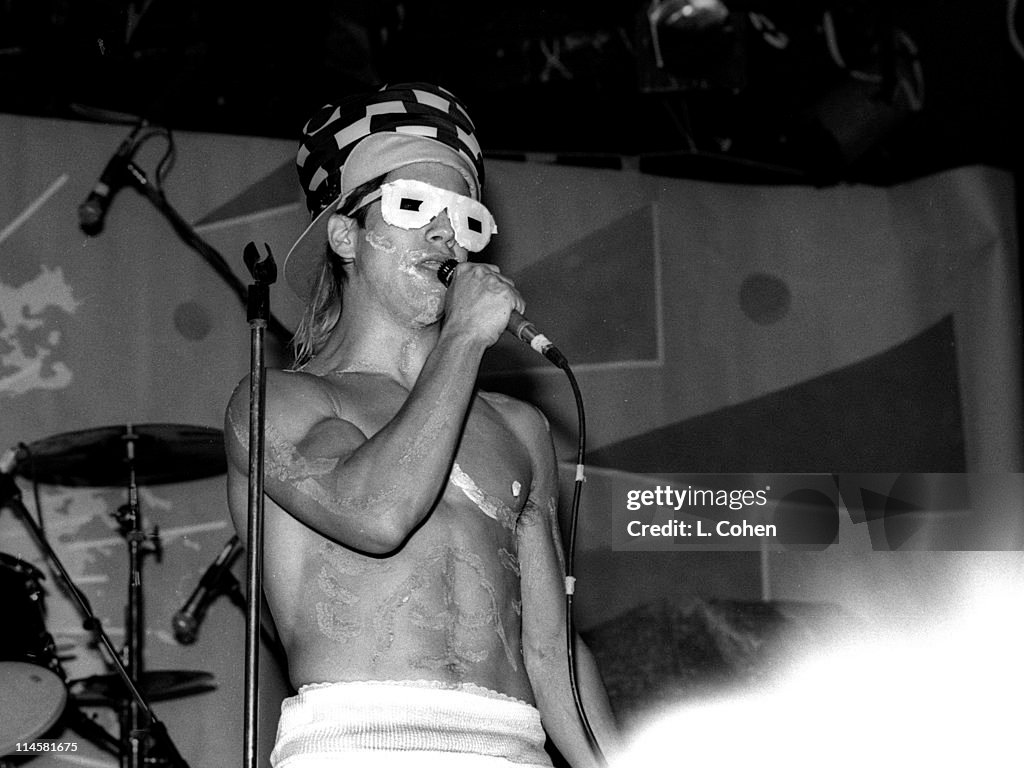 Anthony Kiedis 1984