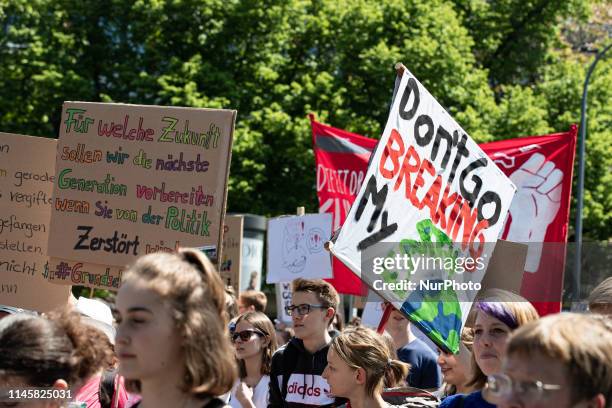 On 24.5.2019 ten thousands protested in Munich for the protection of the climate and of the environment. They said to vote for the European Elections...