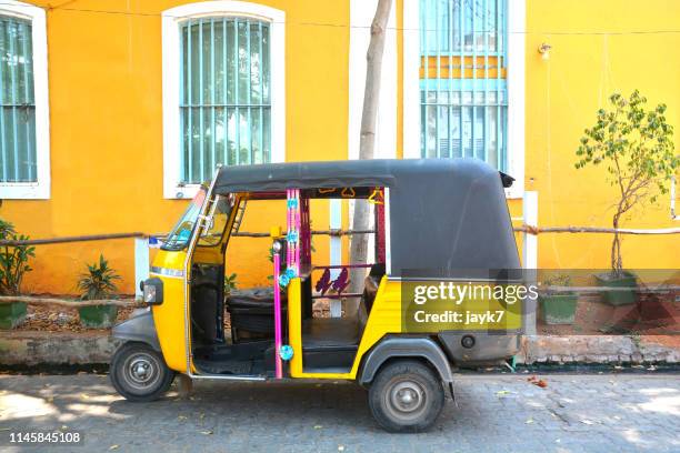pondicherry - rickshaw fotografías e imágenes de stock