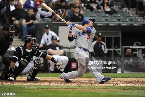 Jay Gibbons of the Los Angeles Dodgers bats against the Chicago White Sox on May 21, 2011 at U.S. Cellular Field in Chicago, Illinois. The White Sox...