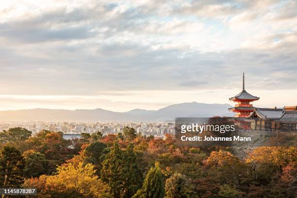 kyoto - japan - kiyomizu temple stock pictures, royalty-free photos & images