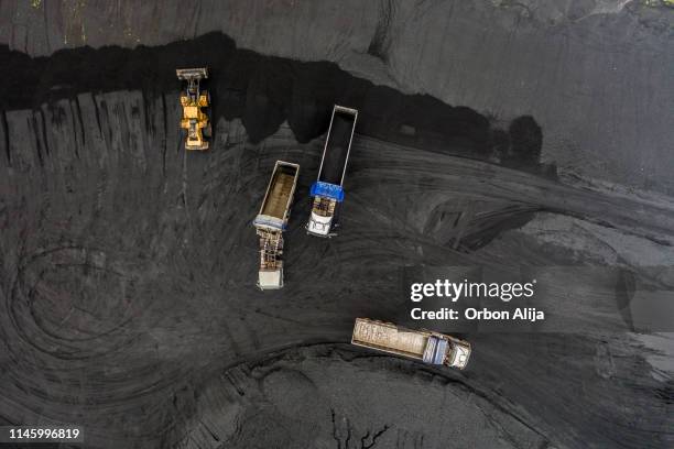 coal mineral exploitation - coal transport stock pictures, royalty-free photos & images