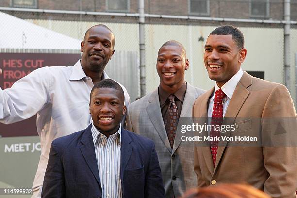 Head Coach New York Knicks, Herb Williams, New York Knicks basketball player Nate Robinson, New Jersey Nets Bobby Simmons, and basketball legend...