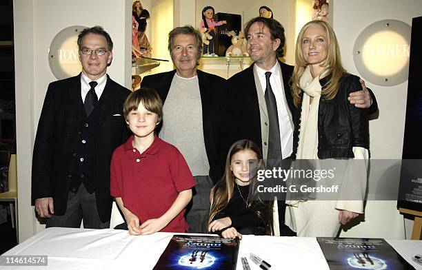 Robert Tonner, designer, Chris O'Neil, Robert Shaye, director, Rhiannon Leigh Wryn, Timothy Hutton and Joely Richardson