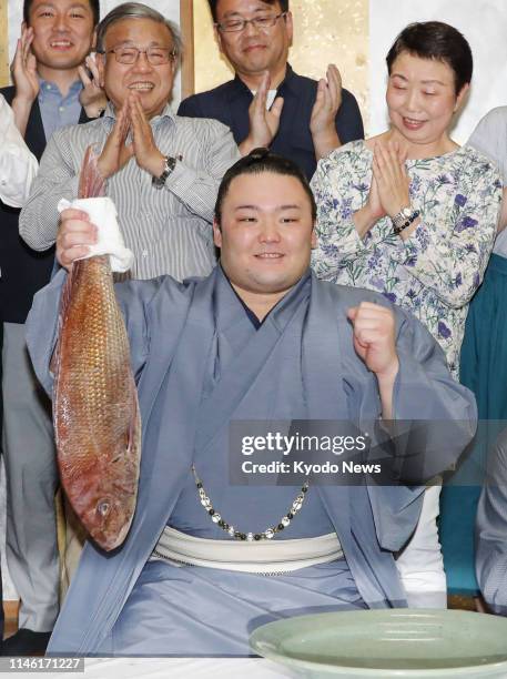 69 Takasago Stable Stock Photos, HighRes Pictures, and Images Getty