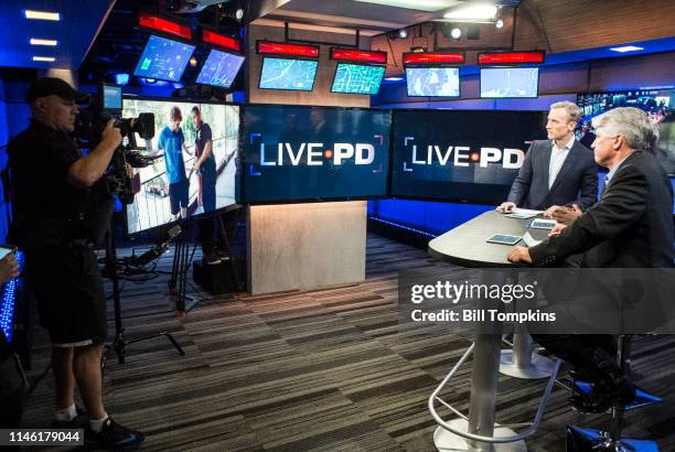 A&E Television Network Photos and Premium High Res Pictures - Getty Images