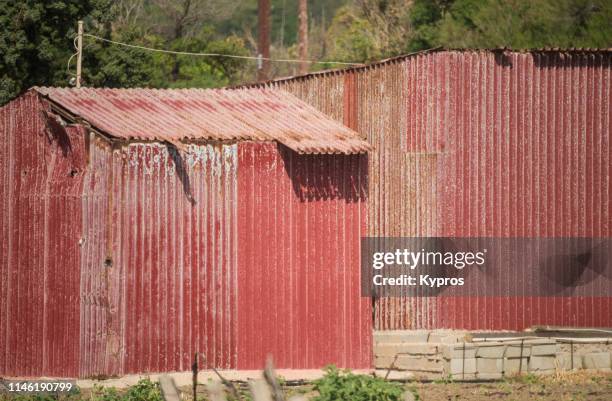metal agricultural building or shed - steel shed stock pictures, royalty-free photos & images