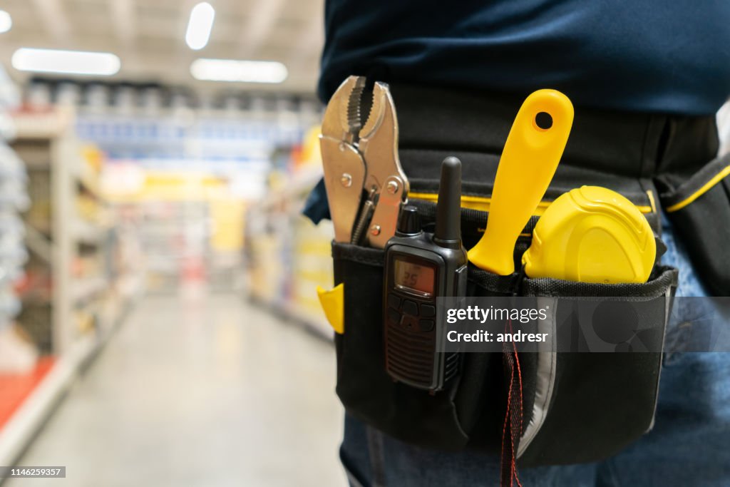 Auftragnehmer Einkauf für Lieferungen in einem Baumarkt