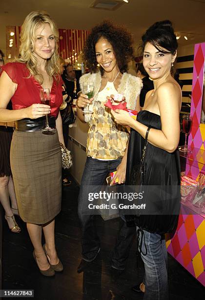 Andrea Roth, Sherri Saum and Callie Thorne of "Rescue Me"