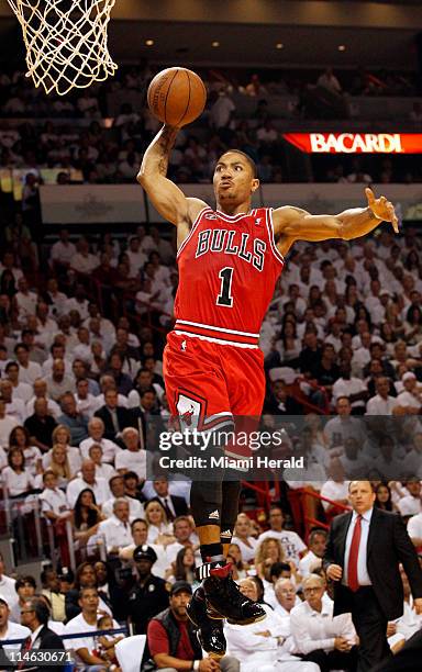 The Chicago Bulls' Derrick Rose dunks the ball against the Miami Heat in Game 4 of the NBA's Eastern Conference finals at the American Airlines Arena...