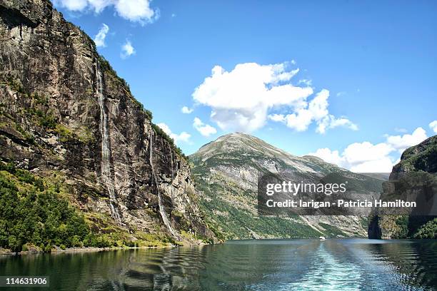 geiranger fjord - geiranger stock pictures, royalty-free photos & images