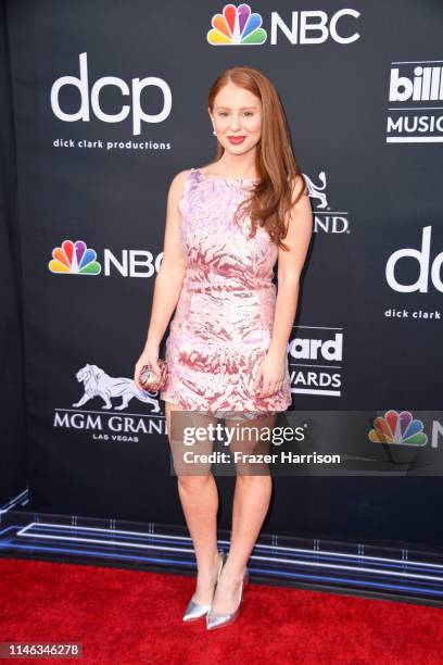 Jackie Oshry attends the 2019 Billboard Music Awards at MGM Grand Garden Arena on May 01, 2019 in Las Vegas, Nevada.