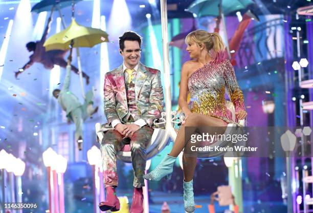 Brendon Urie of Panic! at the Disco and Taylor Swift perform onstage during the 2019 Billboard Music Awards at MGM Grand Garden Arena on May 01, 2019...