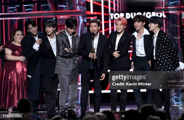 Accept the Top Duo/Group award onstage during the 2019 Billboard Music Awards at MGM Grand Garden Arena on May 01, 2019 in Las Vegas, Nevada.