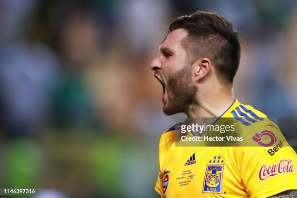 Andre Pierre Gignac of Tigres celebrates winning the championship after the final second leg match between Leon and Tigres UANL as part of the Torneo...
